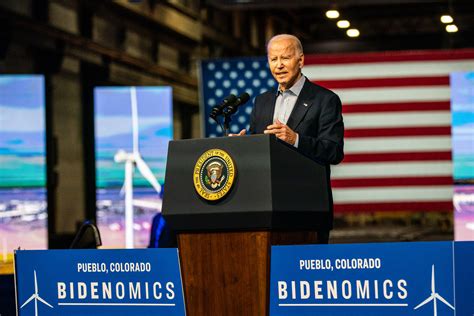 Biden talks economy, clean energy at Pueblo wind tower manufacturer